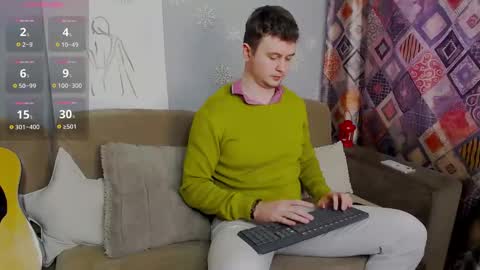 Snapshot of alex_onelove chatting on 02-12-25, 09:42 Alex online show from 02-12-25, 09:42