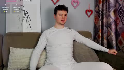 Snapshot of alex_onelove chatting on 03-03-25, 06:48 Alex online show from 03-03-25, 06:48