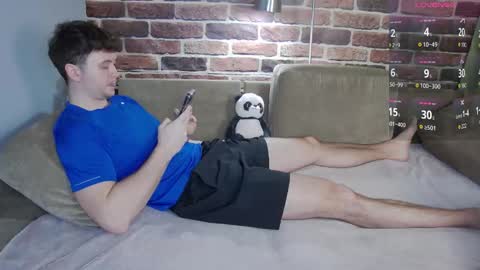 Snapshot of alex_onelove chatting on 11-28-25, 07:11 Alex online show from 11-28-25, 07:11