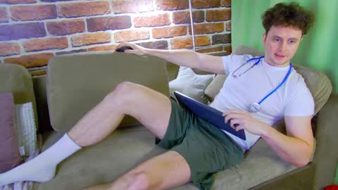 Snapshot of alex_onelove chatting on 06-03-26, 11:46 Alex online show from 06-03-26, 11:46