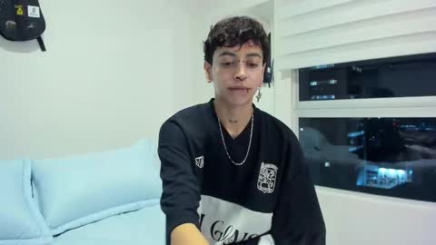 Residente0xxx online show from 01-23-25, 12:04