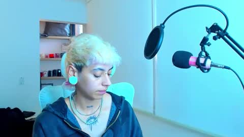 Residente0xxx online show from 11-22-25, 10:20