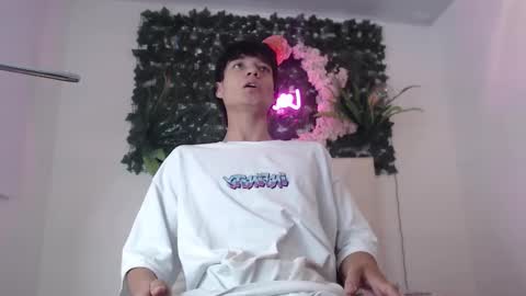 alex_russo__ online show from 10-24-25, 03:58