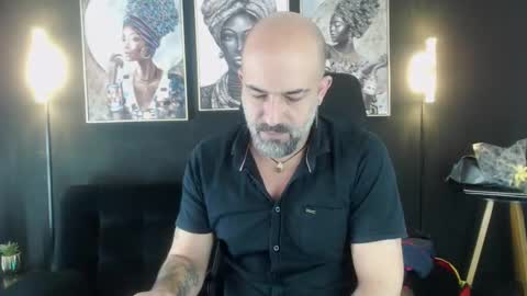 Alex Saints online show from 11-14-25, 02:27