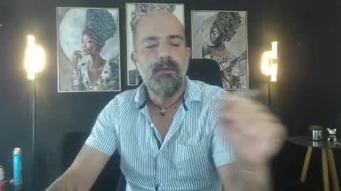 Alex Saints online show from 04-27-26, 11:41
