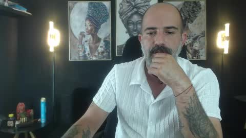 Alex Saints online show from 04-29-26, 05:30