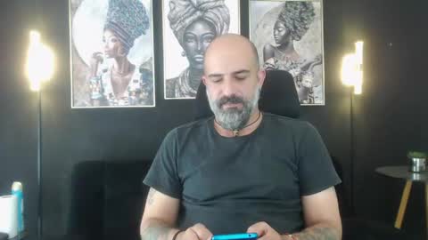 Alex Saints online show from 05-06-26, 02:55