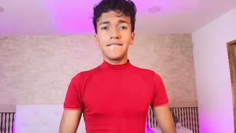 alex_santoss online show from 07-14-26, 11:49