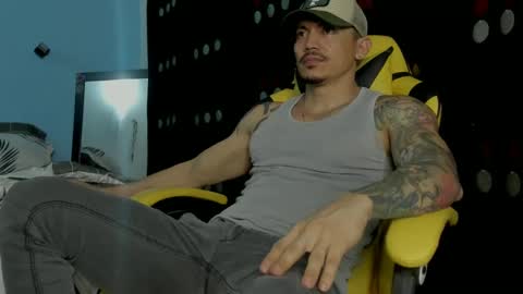 alex_sthorm online show from 09-11-25, 04:23