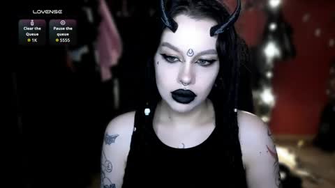 Snapshot of alex_succubus chatting on 05-24-26, 04:17 Alex Succubus online show from 05-24-26, 04:17