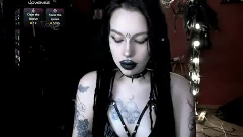 Snapshot of alex_succubus chatting on 06-13-26, 05:49 Alex Succubus online show from 06-13-26, 05:49