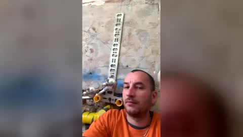 Snapshot of alex_vlad chatting on 03-10-26, 11:37 Alexandru online show from 03-10-26, 11:37