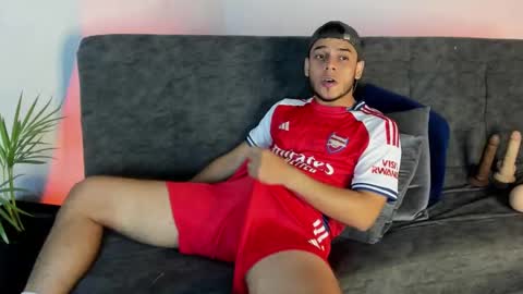 Alex Woll online show from 10-05-25, 02:54