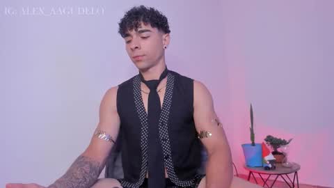 x   online show from 11-01-25, 12:56