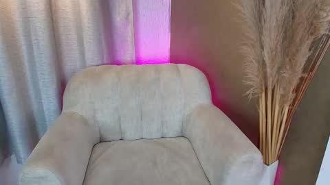 alexa_foxx27 online show from 03-05-25, 08:53