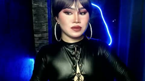 alexa_hansung online show from 10-17-25, 06:38