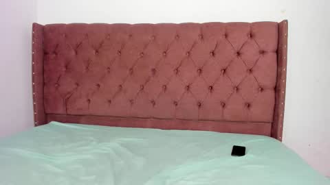 ALEXA online show from 11-19-25, 02:44