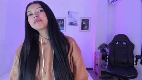 Alexa Millers online show from 01-29-25, 04:26