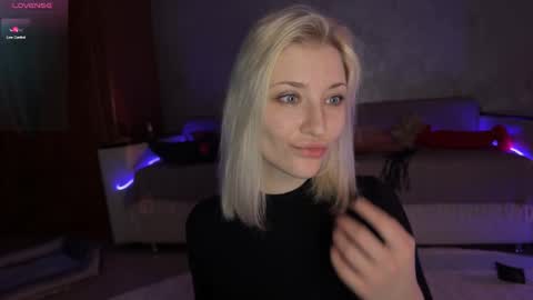 Snapshot of alexa_novak chatting on 11-27-25, 02:57 Alexa online show from 11-27-25, 02:57