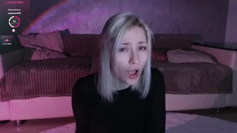 Snapshot of alexa_novak chatting on 12-01-25, 01:54 Alexa online show from 12-01-25, 01:54