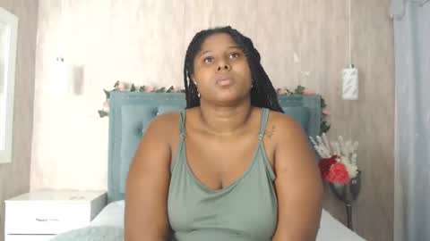Snapshot of alexa_roussee chatting on 02-11-25, 02:35 Alexa online show from 02-11-25, 02:35