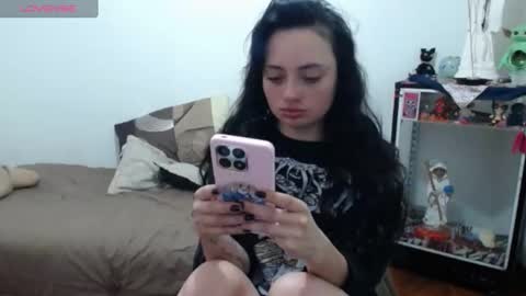 Snapshot of alexa_sweet69x chatting on 09-18-25, 07:05 Alexa online show from 09-18-25, 07:05