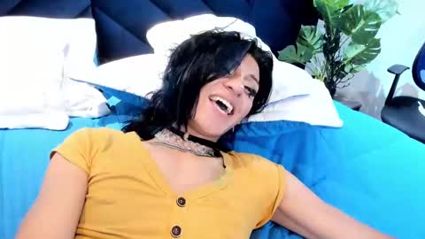 alexa_vandercloude online show from 02-06-25, 12:22