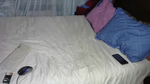 Snapshot of alexaandtom chatting on 12-07-24, 12:30 Alexa  y tom online show from 12-07-24, 12:30