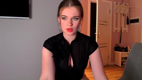 Snapshot of alexabuttler chatting on 09-12-25, 07:47 my tg online show from 09-12-25, 07:47