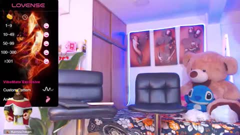 alexafoxxy01 online show from 11-06-25, 09:48