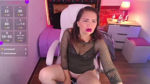 Alexa Moon online show from 01-10-25, 01:41