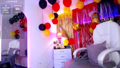 Alexa Moon online show from 10-03-25, 06:38