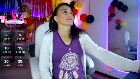 Alexa Moon online show from 10-04-25, 03:43