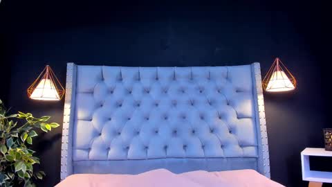 C A M I L A  online show from 10-02-25, 11:50