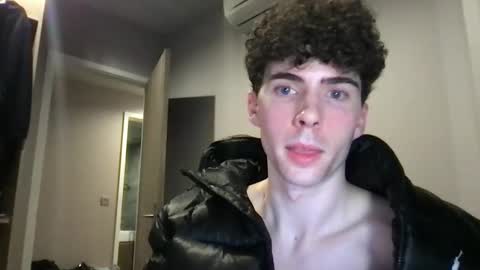 Snapshot of alexander0_ chatting on 02-13-26, 11:50 Alexander online show from 02-13-26, 11:50