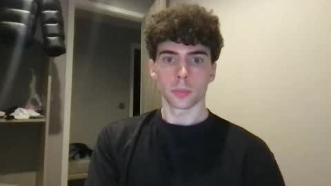 Snapshot of alexander0_ chatting on 02-15-26, 03:31 Alexander online show from 02-15-26, 03:31