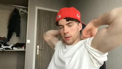 Snapshot of alexander0_ chatting on 03-08-26, 09:46 Alexander online show from 03-08-26, 09:46