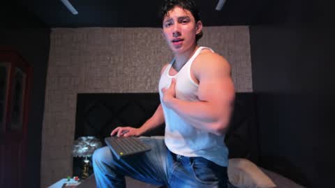 Snapshot of alexander_classy chatting on 01-22-25, 03:09 Alex online show from 01-22-25, 03:09