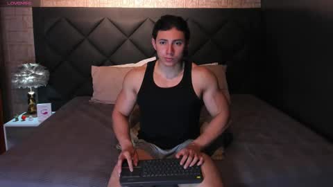 Snapshot of alexander_classy chatting on 02-12-25, 01:09 Alex online show from 02-12-25, 01:09