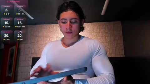 Snapshot of alexander_classy chatting on 02-18-25, 01:32 Alex online show from 02-18-25, 01:32