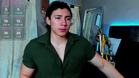 Snapshot of alexander_classy chatting on 09-19-25, 01:40 Alex online show from 09-19-25, 01:40