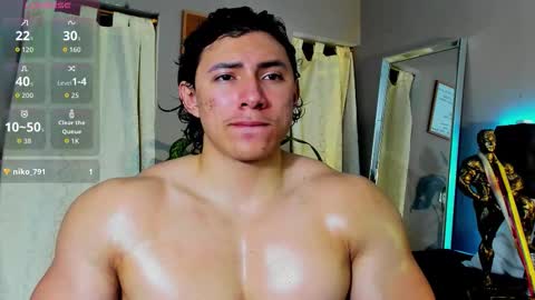 Snapshot of alexander_classy chatting on 01-09-26, 02:58 Alex online show from 01-09-26, 02:58