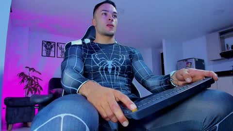 Alex Collin online show from 12-19-24, 01:18