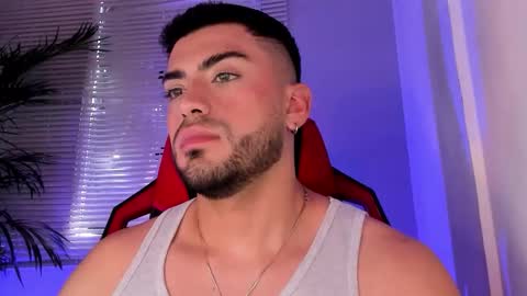 Alexander Diaz online show from 10-21-25, 03:46