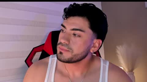 Alexander Diaz online show from 04-15-26, 07:58