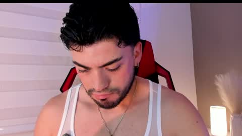 Alexander Diaz online show from 04-17-26, 02:53