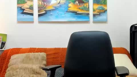 Snapshot of alexander_golden chatting on 09-22-25, 01:24 alexander_golden online show from 09-22-25, 01:24