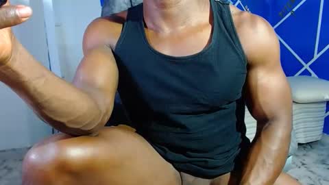 Snapshot of alexander_megan chatting on 01-18-25, 04:15 alexander online show from 01-18-25, 04:15