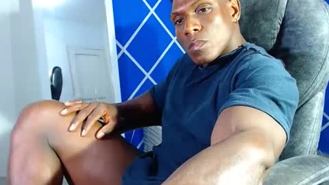 Snapshot of alexander_megan chatting on 02-01-25, 04:03 alexander online show from 02-01-25, 04:03