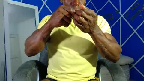 Snapshot of alexander_megan chatting on 02-28-25, 03:48 alexander online show from 02-28-25, 03:48